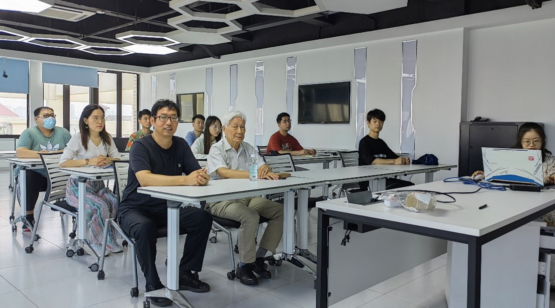 应赵峰教授邀请山东大学汪嘉业教授来本团队进行论文指导