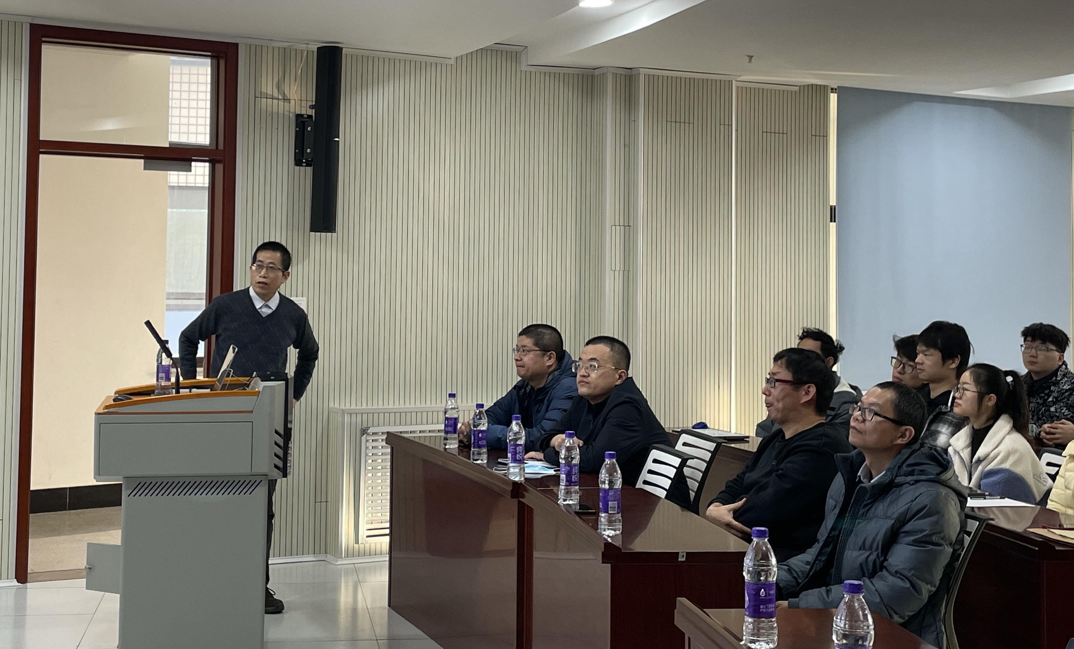 实验室邀请西安理工大学石争浩教授来我院学术交流