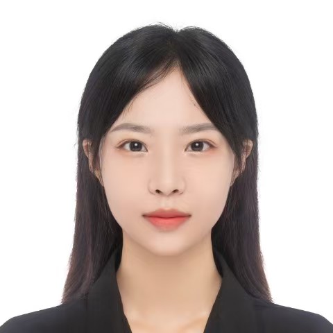 2025级硕士研究生梁凤杰